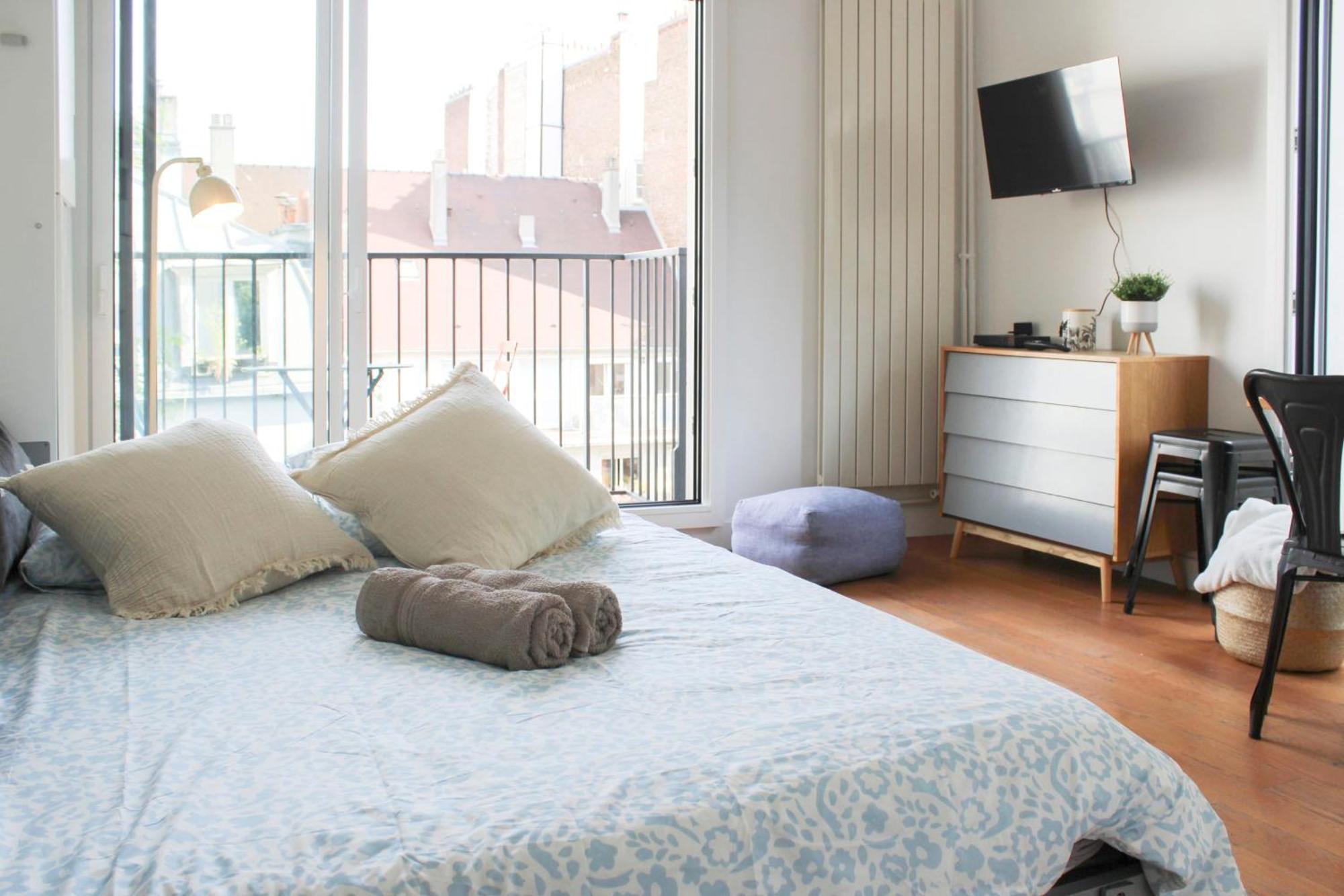 Charming Of 23 M Close To The Sacré-coeur